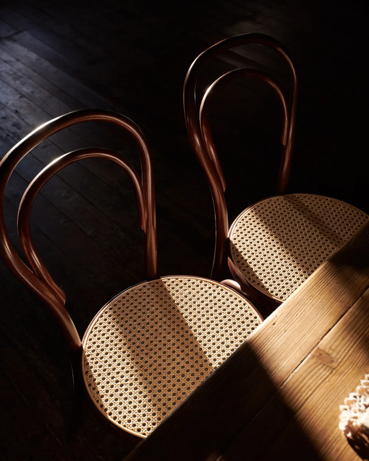 The Bentwood Café Chair | deVOL Kitchens